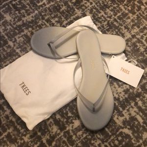 TKEES flip flops